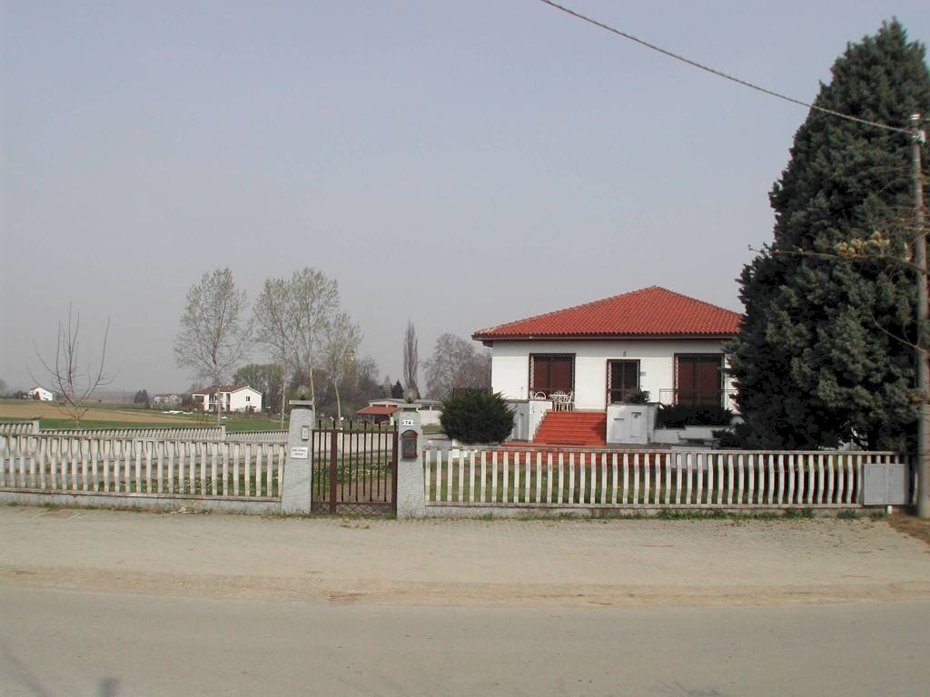 VISTA ESTERNA - Villa Frazione Fossetto, 74, San Salvatore Monferrato - photo 3