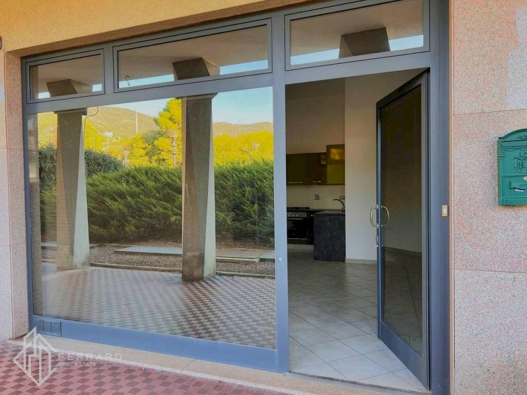 ingresso - Two-room apartment piazza Camillo Sbarbaro, 3, Spotorno - photo 3