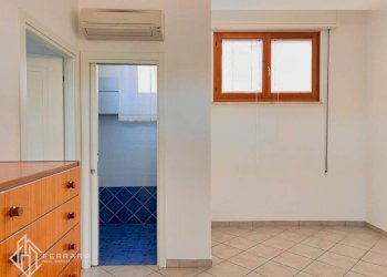 interno - Two-room apartment piazza Camillo Sbarbaro, 3, Spotorno - photo 12