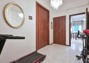 palestra.jpg - Trilocale La Spezia - foto 15