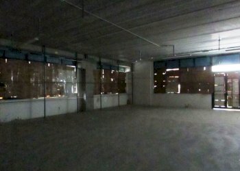 IMG_9025.JPG - Locale Commerciale VIA LUIGI EINUDI, Civitanova Marche - foto 5