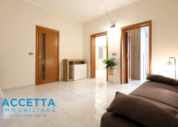 ingresso/soggiorno - Two-room apartment Via Cesare Battisti 280, Taranto - photo 1