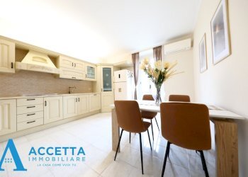 cucina/pranzo - Two-room apartment Via Cesare Battisti 280, Taranto - photo 2