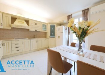 cucina/pranzo - Two-room apartment Via Cesare Battisti 280, Taranto - photo 4