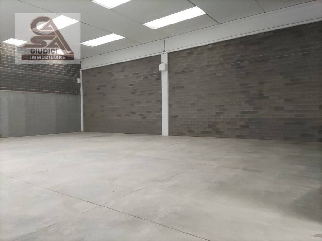 Foto 1 - Shed via Petrarca, Rovello Porro - photo 1