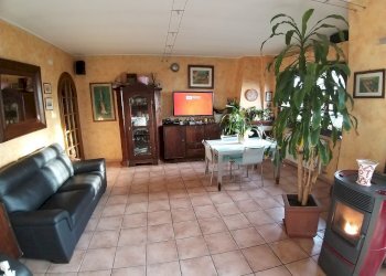 06.jpg - Porzione di casa Via dei Fiori, Passignano sul Trasimeno - foto 6