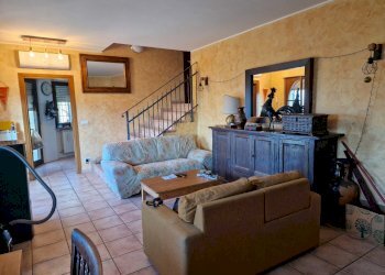 09.jpg - Porzione di casa Via dei Fiori, Passignano sul Trasimeno - foto 9