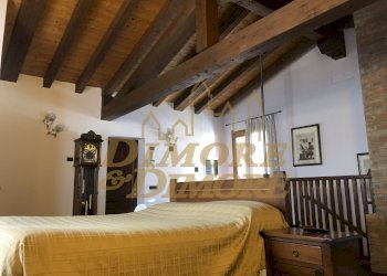 Camera da letto padronale - Villa Via Pezza, Mesenzana - foto 12