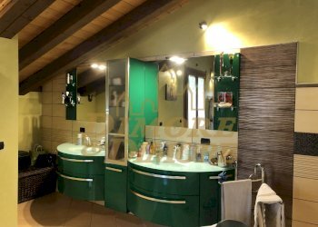 Sala da bagno padronale - Villa Via Pezza, Mesenzana - foto 16