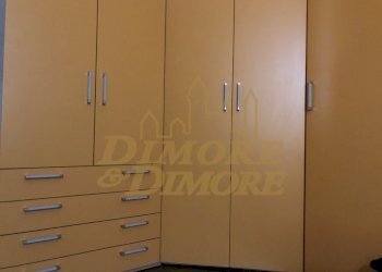 Guardaroba nella camera da letto - Villa Via Pezza, Mesenzana - foto 30