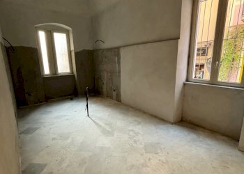 IMG_0198.jpg - Commercial Premises Piazza San Giorgio, Sarzana - photo 1