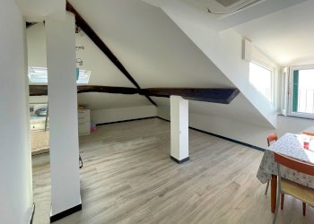 SALA.jpg - Mansarda Via F. Crispi 12, Sori - foto 6