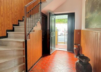 INGRESSO PIANO STRADA.jpg - Mansarda Via F. Crispi 12, Sori - foto 9