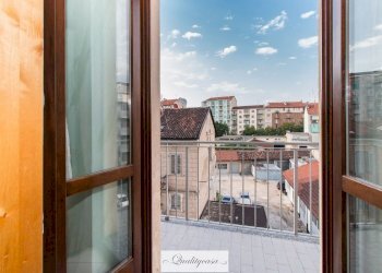 One-room apartment 19, Via Ciamarella, Torino (neighborhood Borgo Vittoria) - photo 8