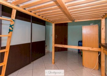 One-room apartment 19, Via Ciamarella, Torino (neighborhood Borgo Vittoria) - photo 15