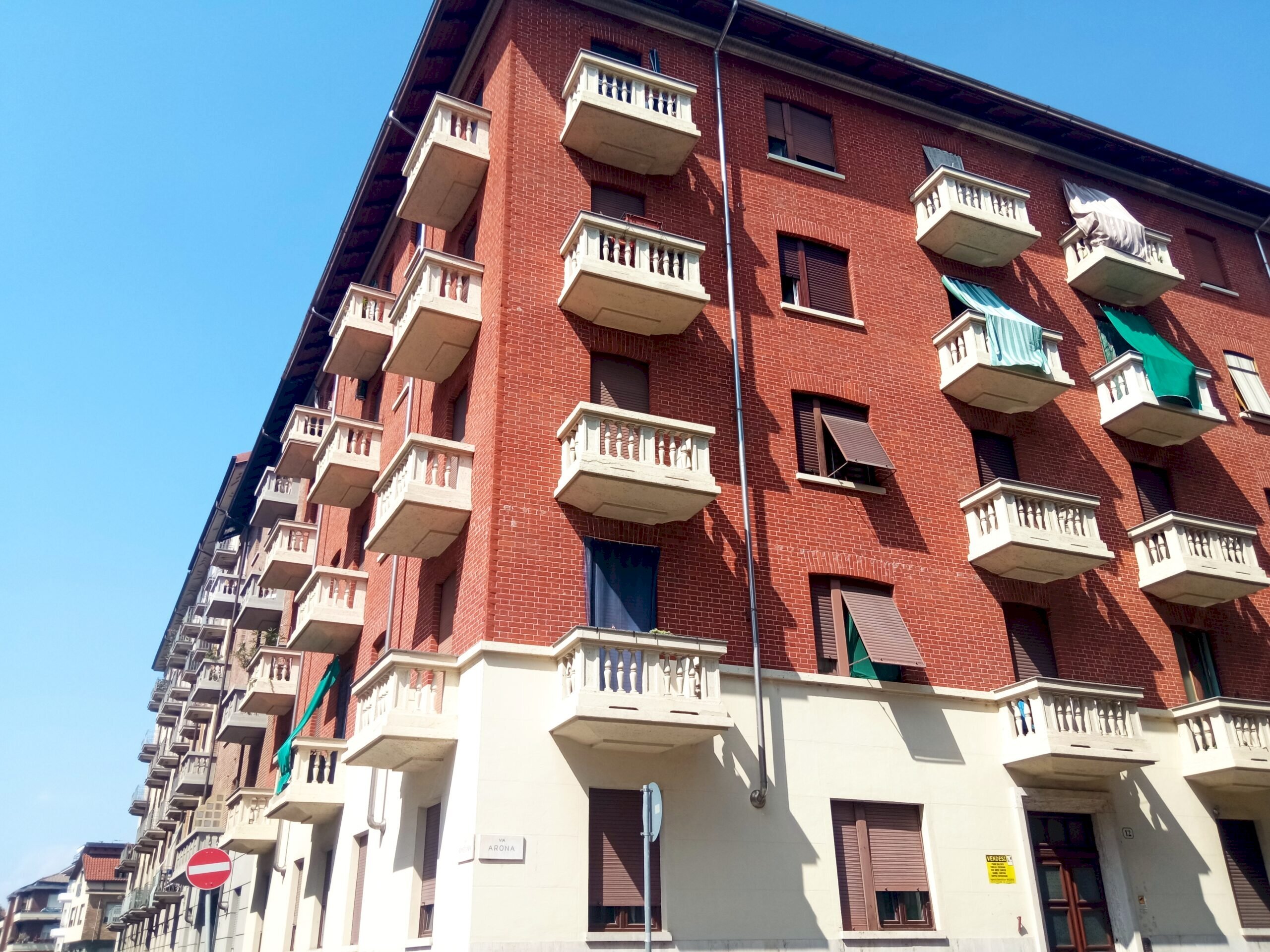 Two-room apartment 12, Via Arona, Torino (neighborhood Parella) - photo 1