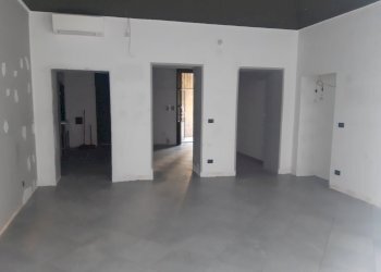 Commercial Premises 7, Via Luigi Tarino, Torino (neighborhood Vanchiglia) - photo 6