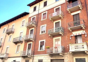 Monolocale 48, Via Carlo Capelli, Torino (zona Parella) - foto 1