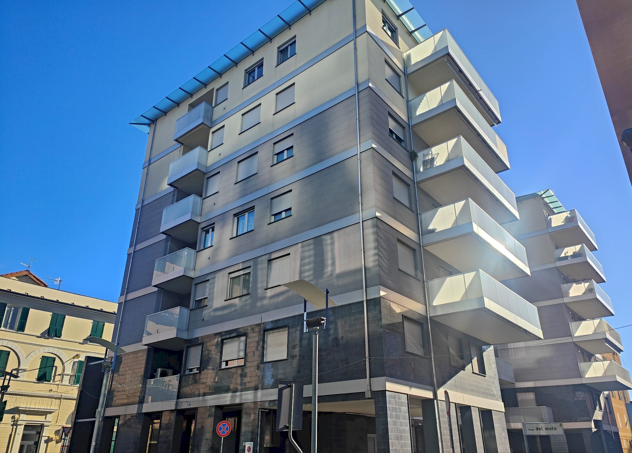 One-room apartment 8, Vico del Molo, Savona - photo 1