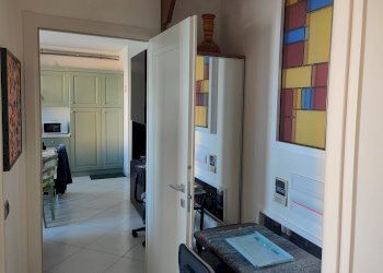 Monolocale 8, Vico del Molo, Savona - foto 15