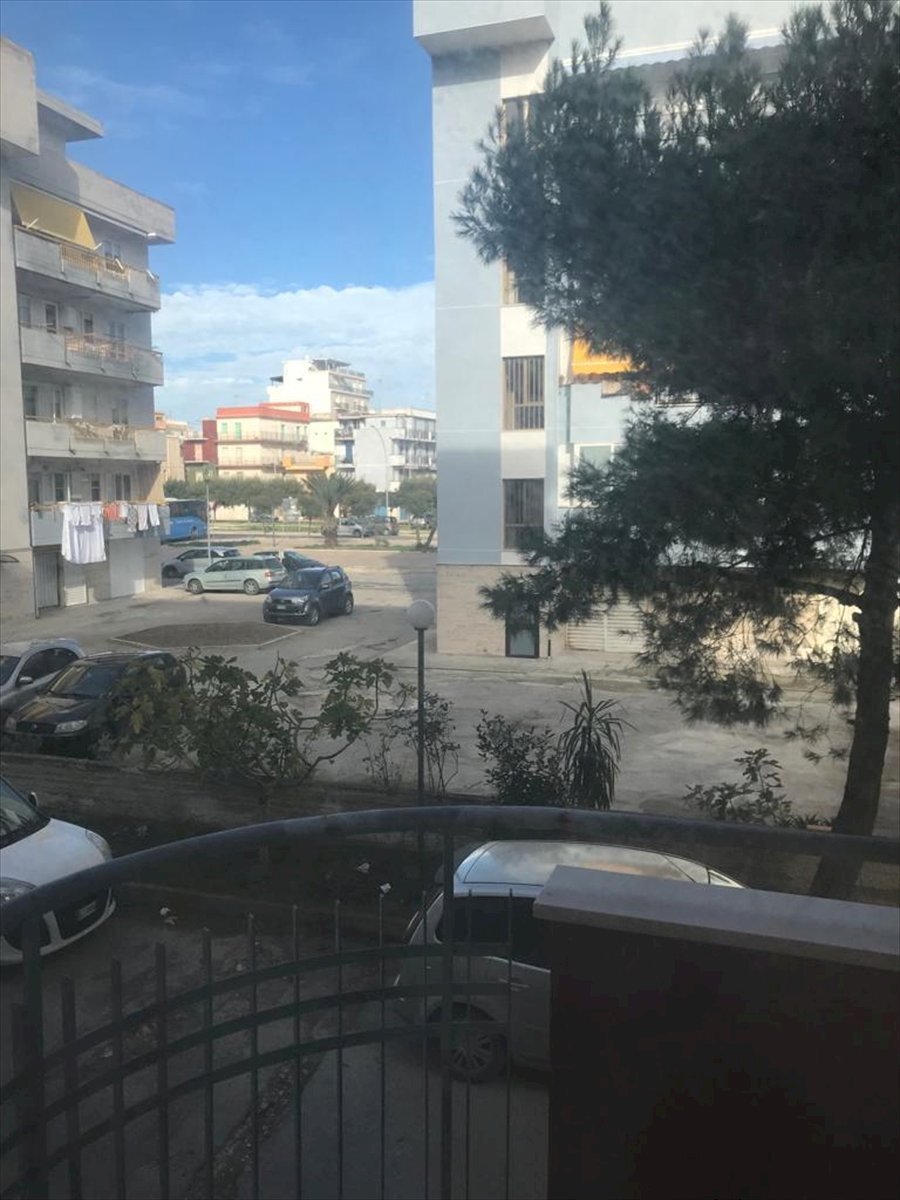 Two-room apartment Margherita di Savoia, Barletta-Andria-Trani, Barletta - photo 2