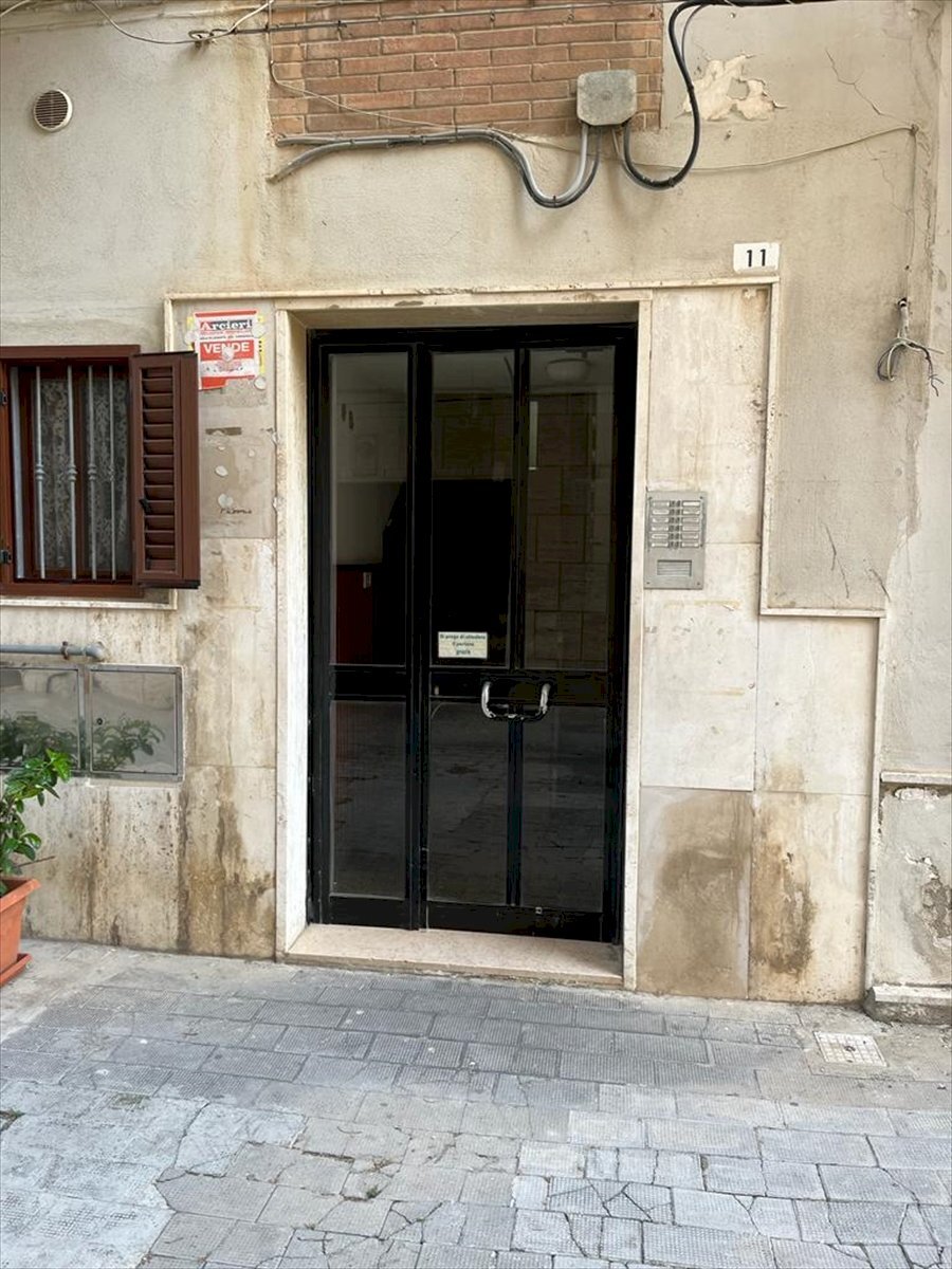 Trilocale Via Giuseppe Garibaldi, Margherita di Savoia, Barletta - foto 2