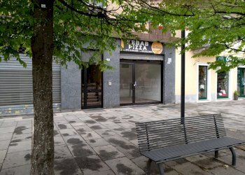 Commercial Premises Piazza Vittorio Emanuele, Leini, Torino - photo 2