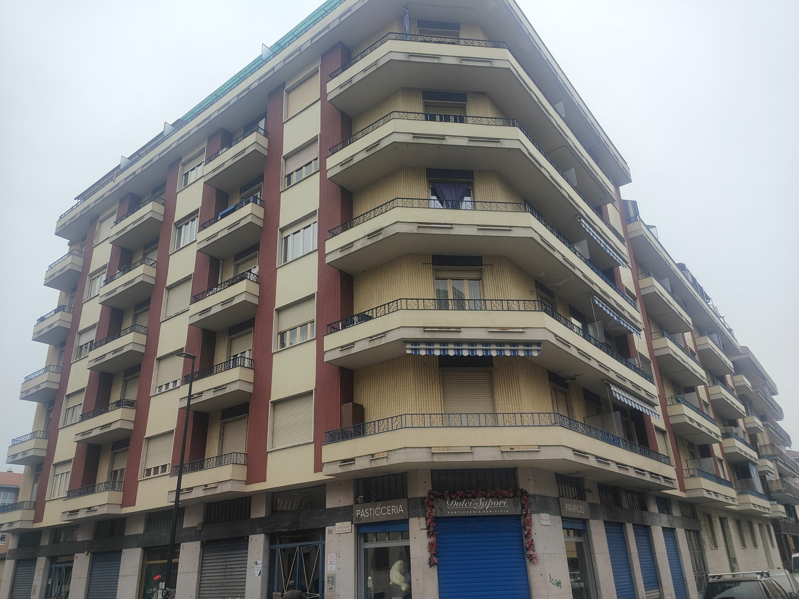 Two-room apartment 86, Via Giosuè Borsi, Torino (neighborhood Lucento) - photo 1