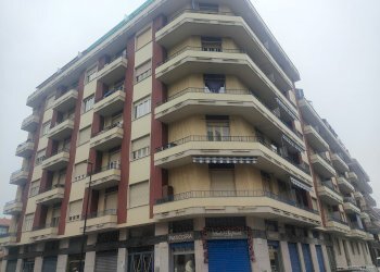 Two-room apartment 86, Via Giosuè Borsi, Torino (neighborhood Lucento) - photo 1