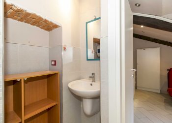 One-room apartment 36, Largo Saluzzo, Torino (neighborhood San Salvario) - photo 20