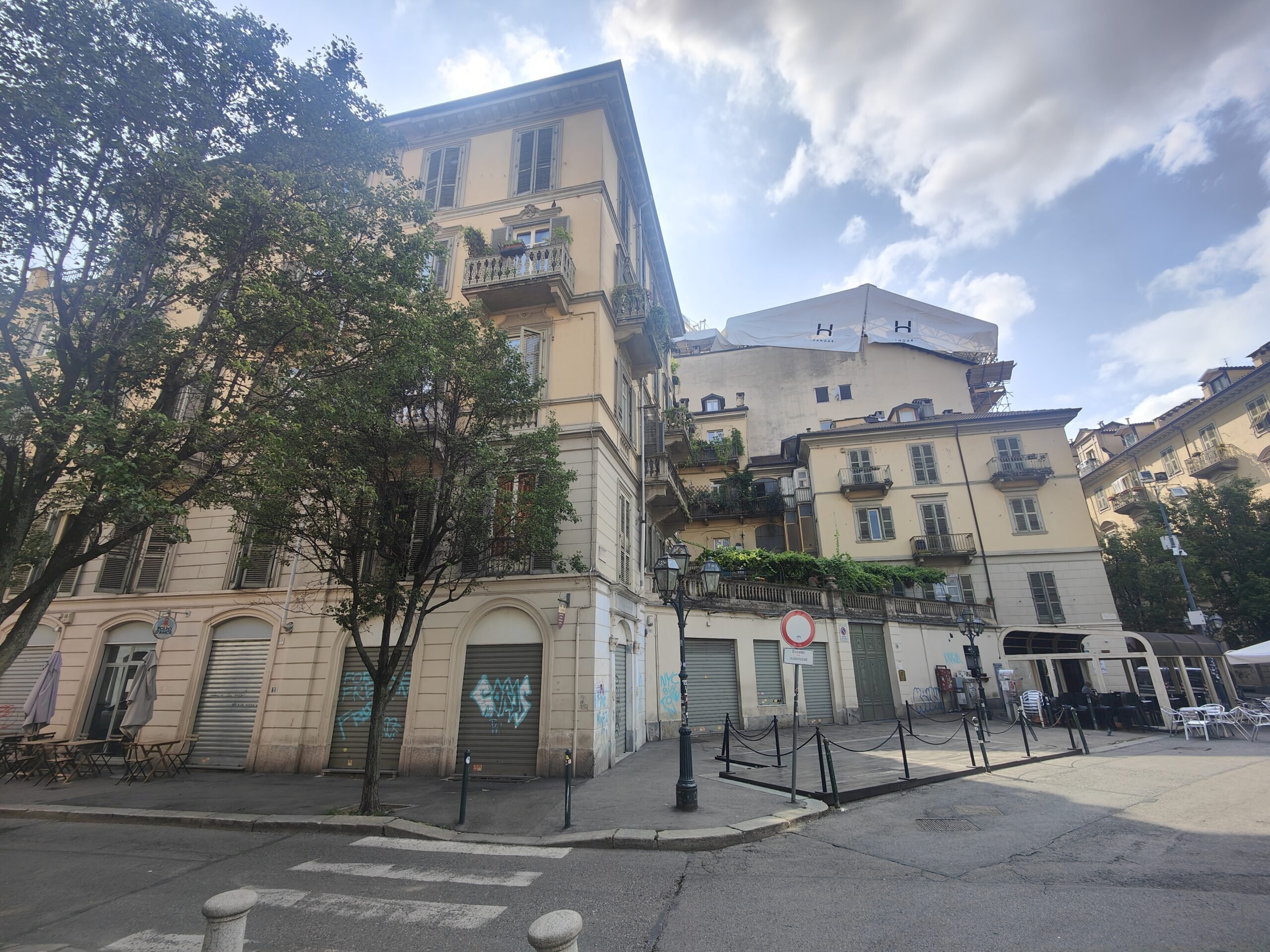 One-room apartment 36, Largo Saluzzo, Torino (neighborhood San Salvario) - photo 2