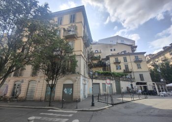 One-room apartment 36, Largo Saluzzo, Torino (neighborhood San Salvario) - photo 2