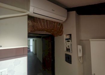 One-room apartment 36, Largo Saluzzo, Torino (neighborhood San Salvario) - photo 14