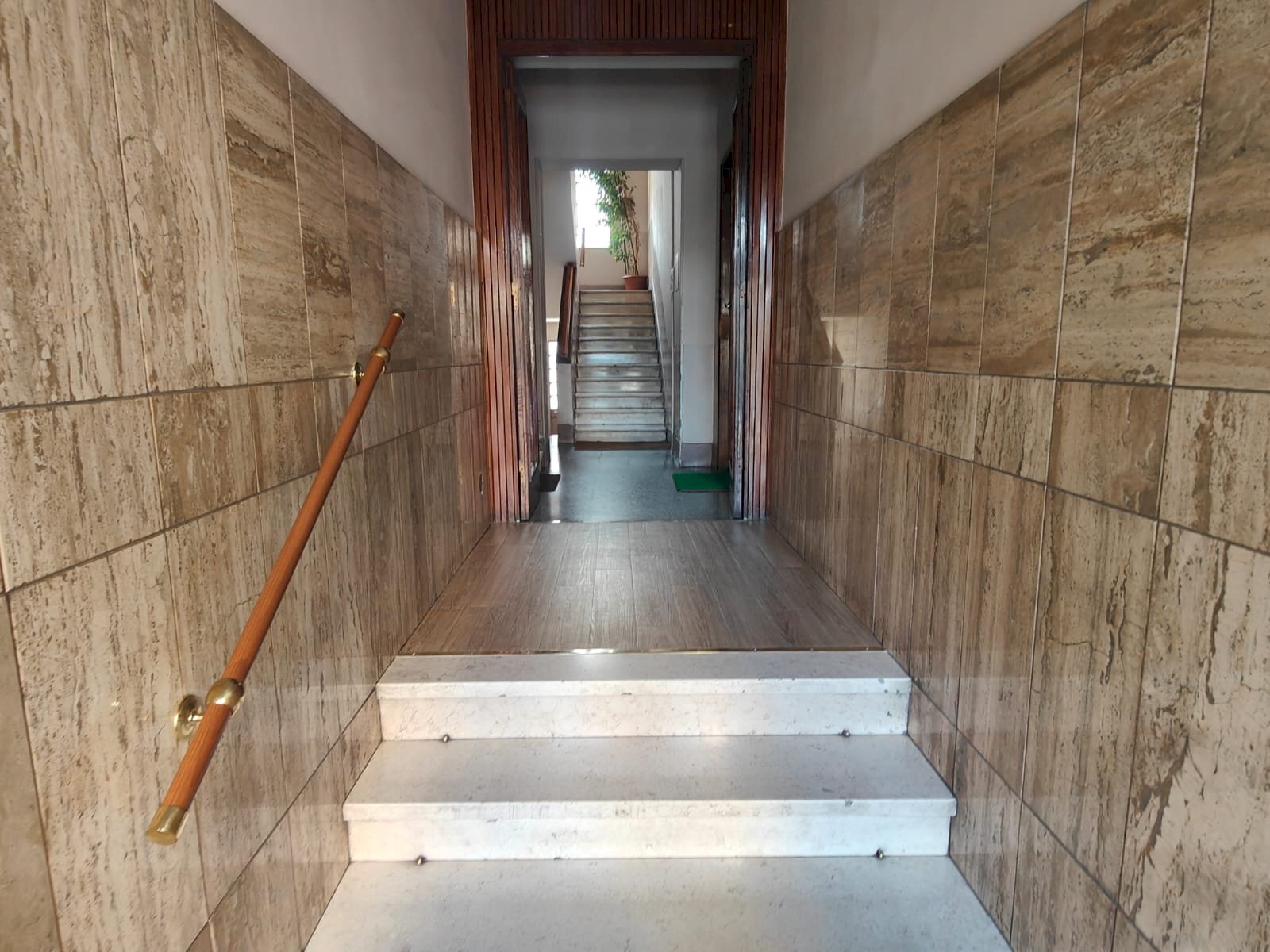 One-room apartment 27, Via Don Giovanni Bosco, Torino (neighborhood San Donato) - photo 3