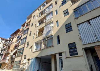 One-room apartment 27, Via Don Giovanni Bosco, Torino (neighborhood San Donato) - photo 2