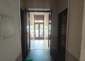 One-room apartment 27, Via Don Giovanni Bosco, Torino (neighborhood San Donato) - photo 4