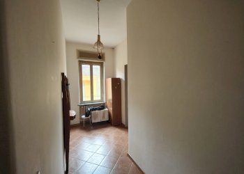 One-room apartment Strada Torino, Circoscrizione 8, Torino - photo 16