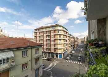 One-room apartment 45, Via Borgomasino, Torino - photo 4