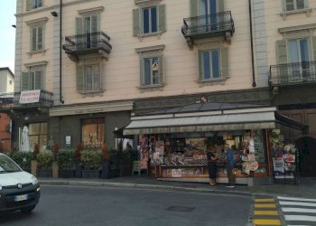 facciata - Stabile - Palazzo via PALAZZO DI CITTA', 1, Chieri - foto 2