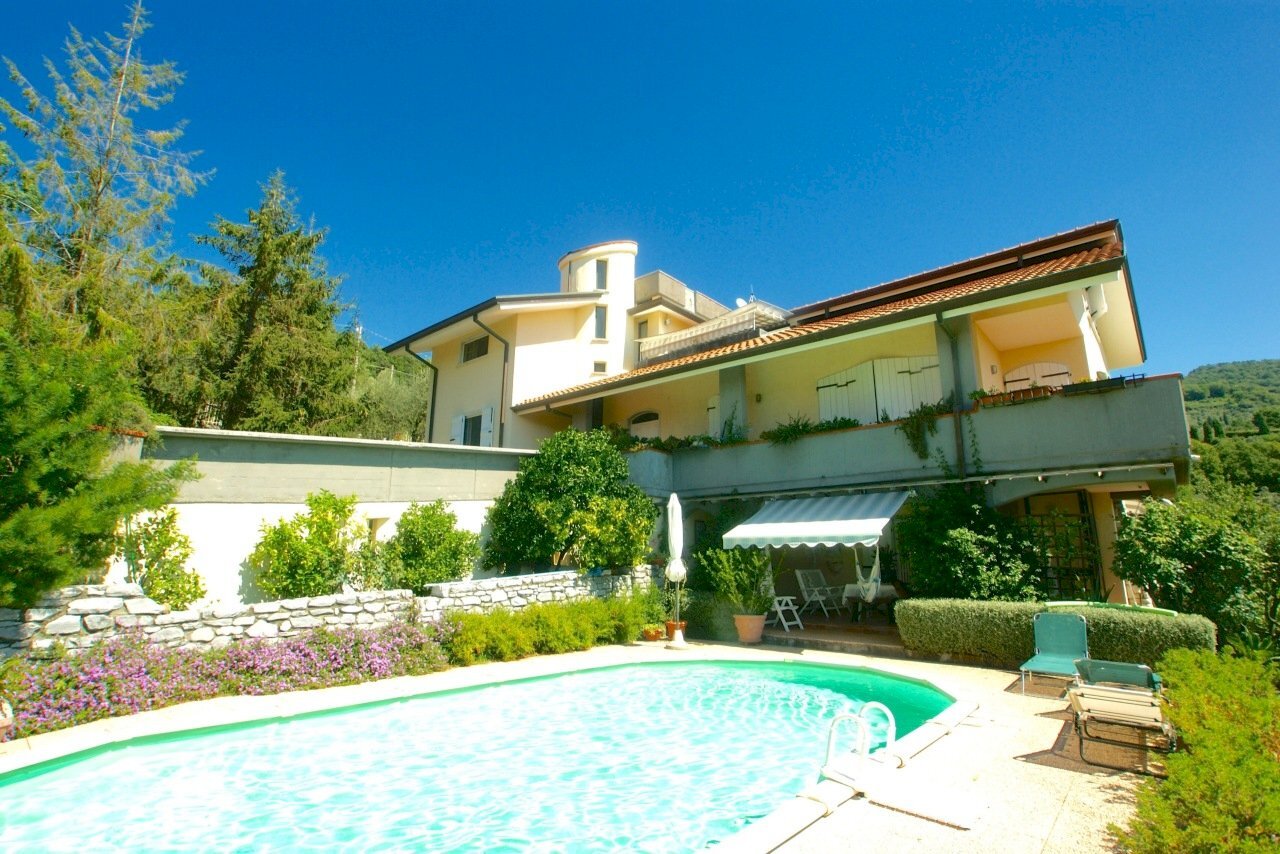 DSC01436.jpg - Casa indipendente Castelnuovo Magra - foto 1