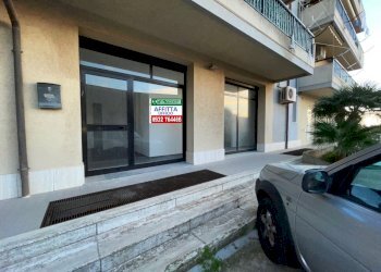 IMG_8074.jpg - Ufficio Via Sacro Cuore, Modica - foto 1