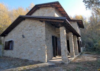 Casa indipendente Cortemilia - foto 1