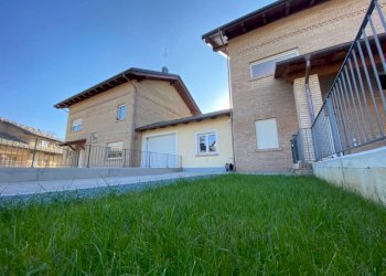 img-20231113-wa0031 - Four-room apartment via Torino, 31, Cuneo - photo 2