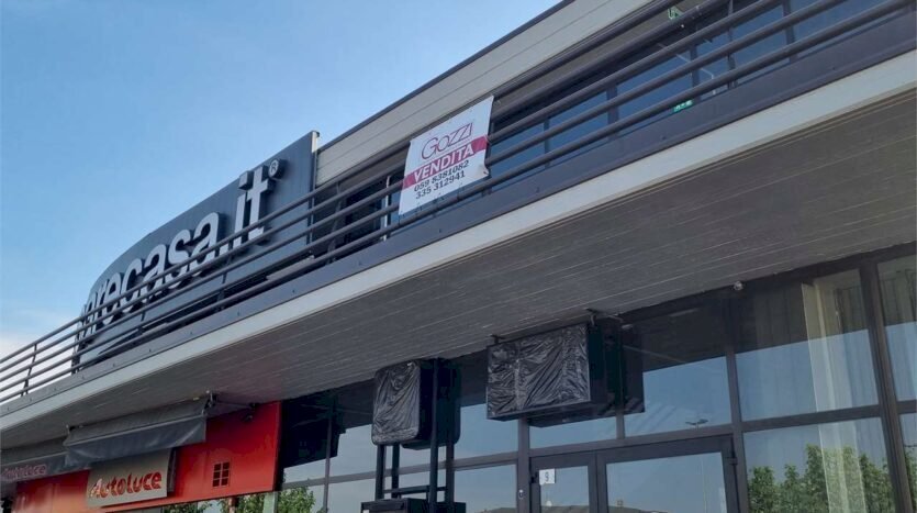 Laboratory Modena - photo 1