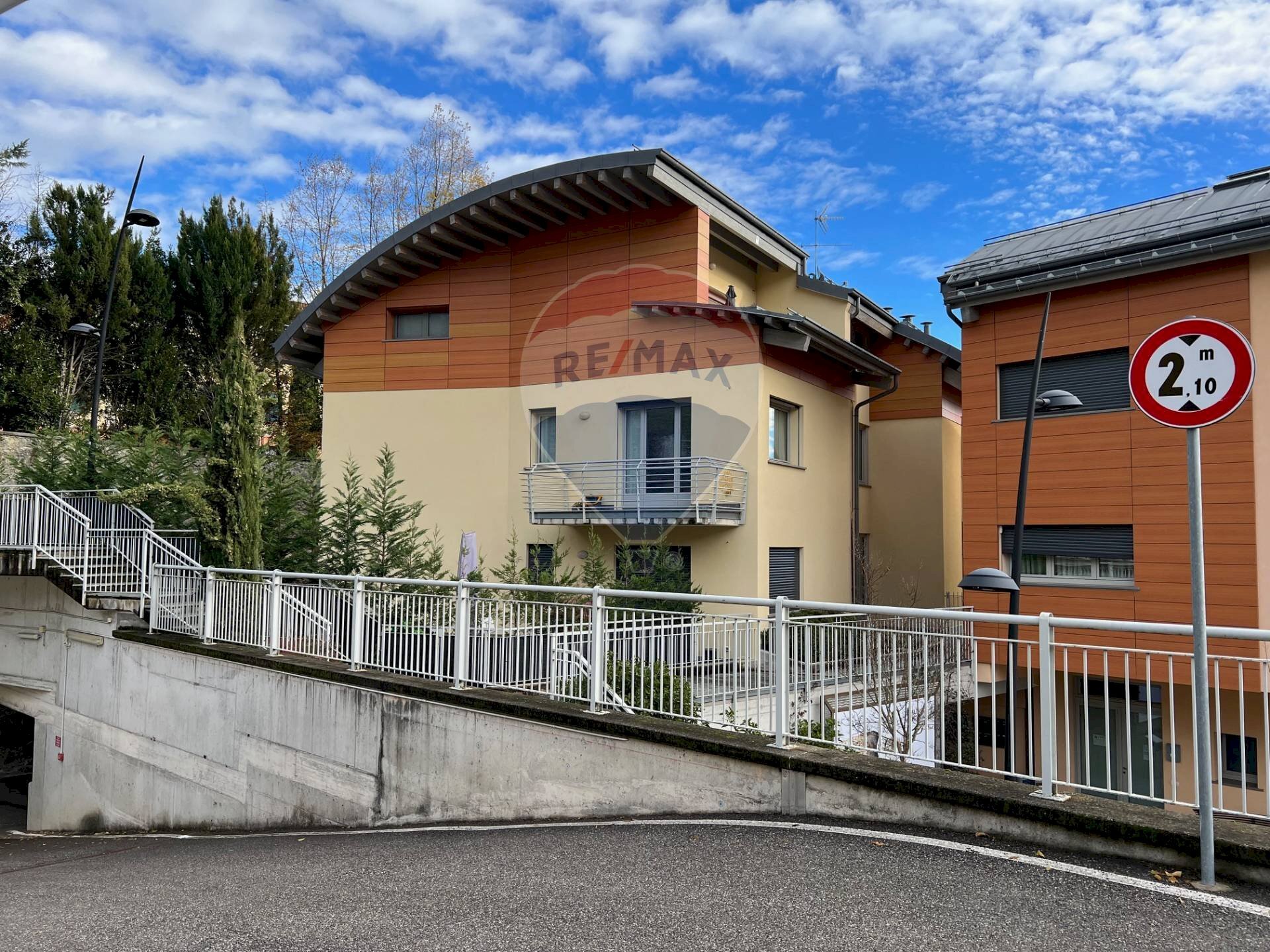 Three-room apartment vi dei fantoni, Solto Collina - photo 2