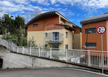 Three-room apartment vi dei fantoni, Solto Collina - photo 2