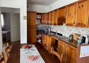 Three-room apartment vi dei fantoni, Solto Collina - photo 4