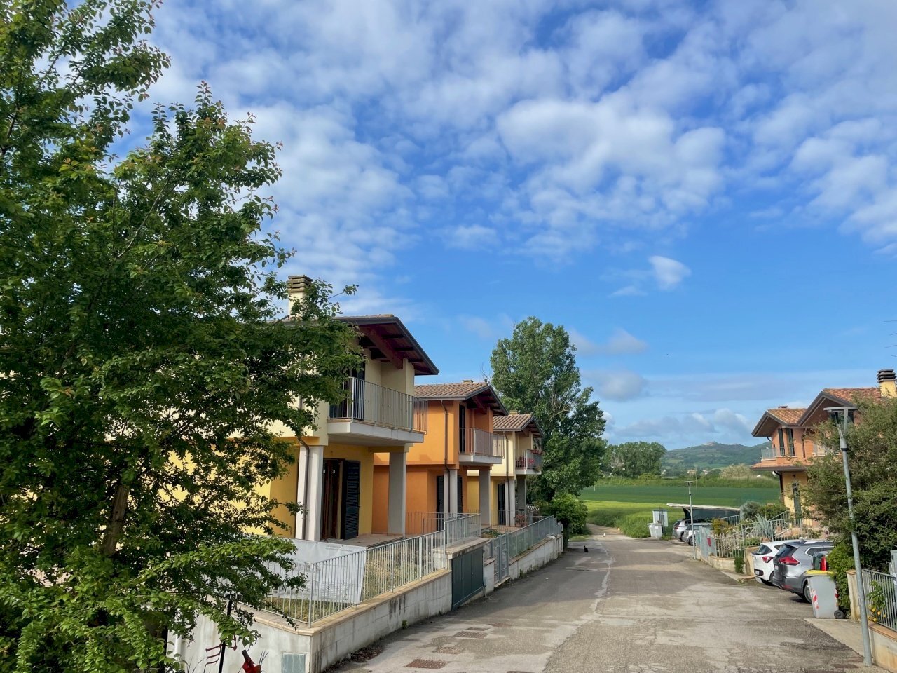 viste - Casa indipendente Strada Bagnaia - Pilonico Materno 39, Perugia - foto 1