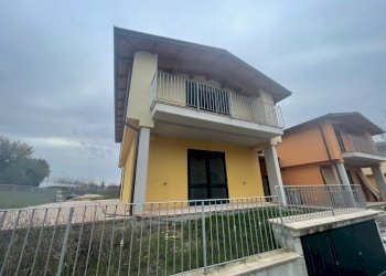 4.jpg - Casa indipendente Strada Bagnaia - Pilonico Materno 39, Perugia - foto 2