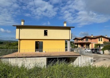 facciata - Casa indipendente Strada Bagnaia - Pilonico Materno 39, Perugia - foto 20